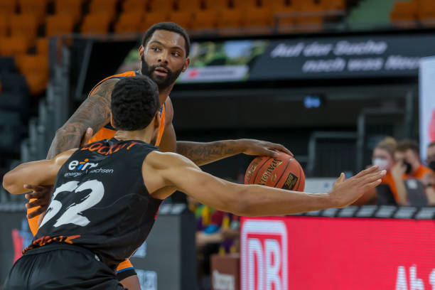 动和击球手 动和击球手