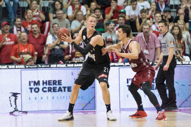 上的连续性 上的连续性